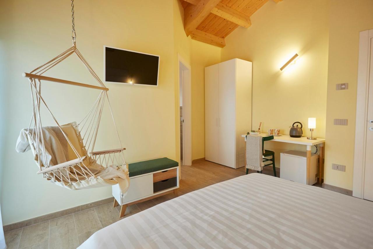 Agriturismo Nido Delle Rondini Macerata Buitenkant foto
