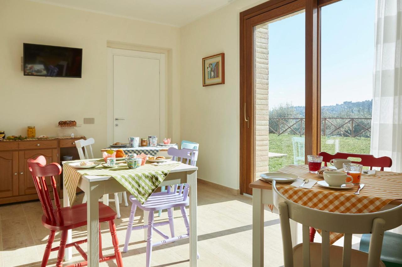 Agriturismo Nido Delle Rondini Macerata Buitenkant foto